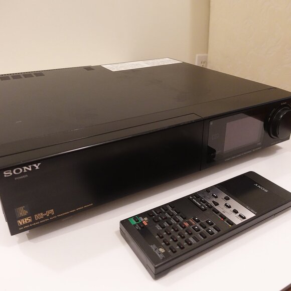 Sony SLV-575UC 4 Head Hi-Fi Stereo VHS Professional Editing VCR - Picture 1 of 8
